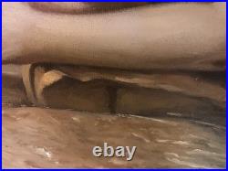 Ancienne huile sur toile du XXe siècle représentant un nu féminin, cadre doré