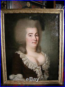 Beau Portrait De Dame Epoque Louis XVI Cadre Sculpte