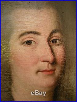 Beau Portrait De Dame Epoque Louis XVI Cadre Sculpte