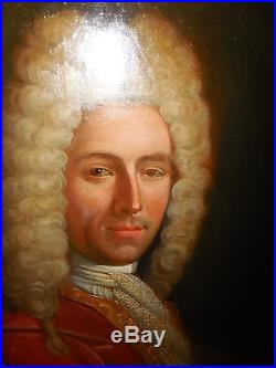Ecole FRANCAISE début du XVIIIe grand Portrait d'homme tenant une tabatière