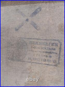 Huile sur toile (XIX- XXe) Péniches sur la Seine