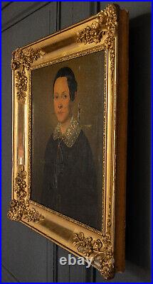 Huile sur toile portrait de jeune femme à la broche XIXe cadre doré L3101