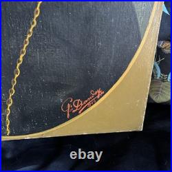 Portrait XIX Ème s Signée Représentant Une Femme, Huile Sur Toile