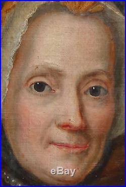 Portrait de femme Ecole française du XVIIIème siècle Huile sur toile Louis XV