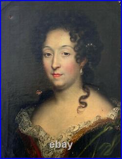 Portrait de femme Huile sur toile école Française d'époque XVIIIe
