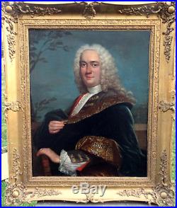 Portrait de gentilhomme Epoque XVIIIème Ecole française Huile sur toile