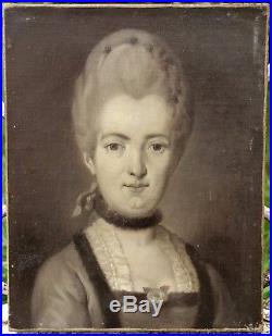 Superbe Portrait de Femme XVIIIe Peinture en Grisaille HST