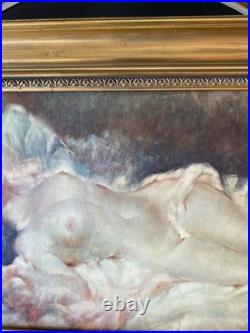 Tableau ancien signé Julian Nu féminin allongé Huile sur toile Cadre doré