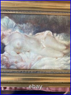 Tableau ancien signé Julian Nu féminin allongé Huile sur toile Cadre doré